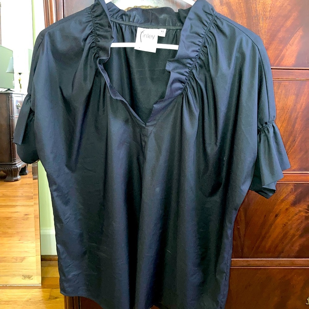 Finley size Xs blouse